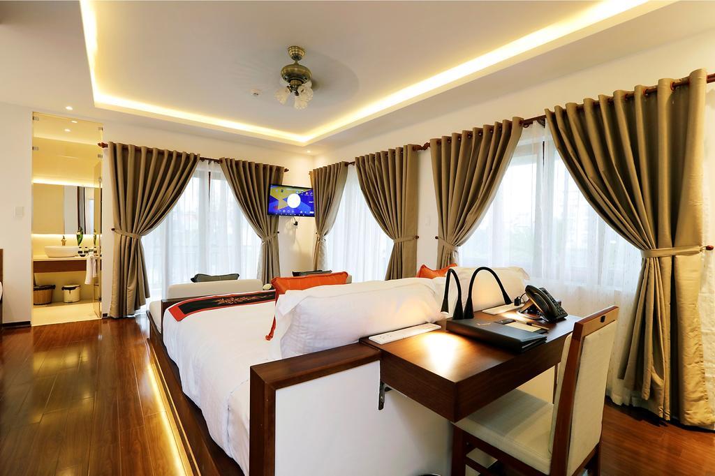 Azumi Hotel Hoi An Bilik gambar